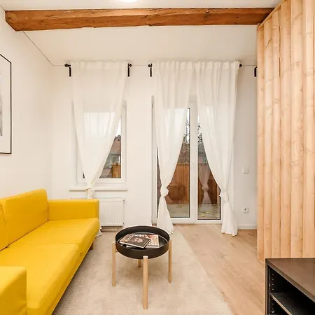 Апартаменты Lovely With Free Parking Space In The Charming Area Of Вильнюс